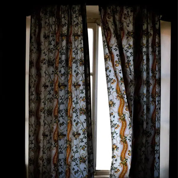 How to Choose Bedroom Curtains? 🪟