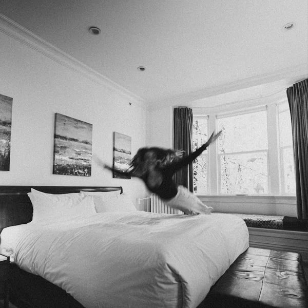 Why Are Hotel Beds So Comfortable? Secrets Behind & How to Recreate It at Home