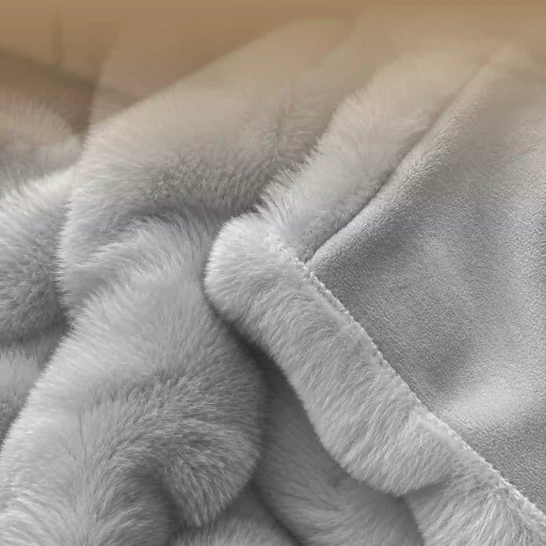 Tie-Dye Faux Fur Bubble Heated Throw Blanket